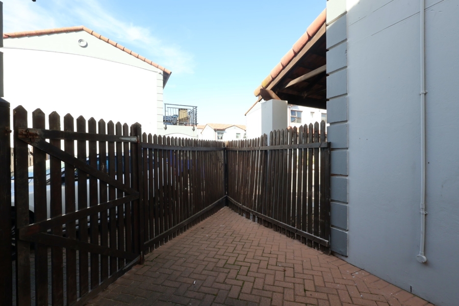 3 Bedroom Property for Sale in Parklands Western Cape